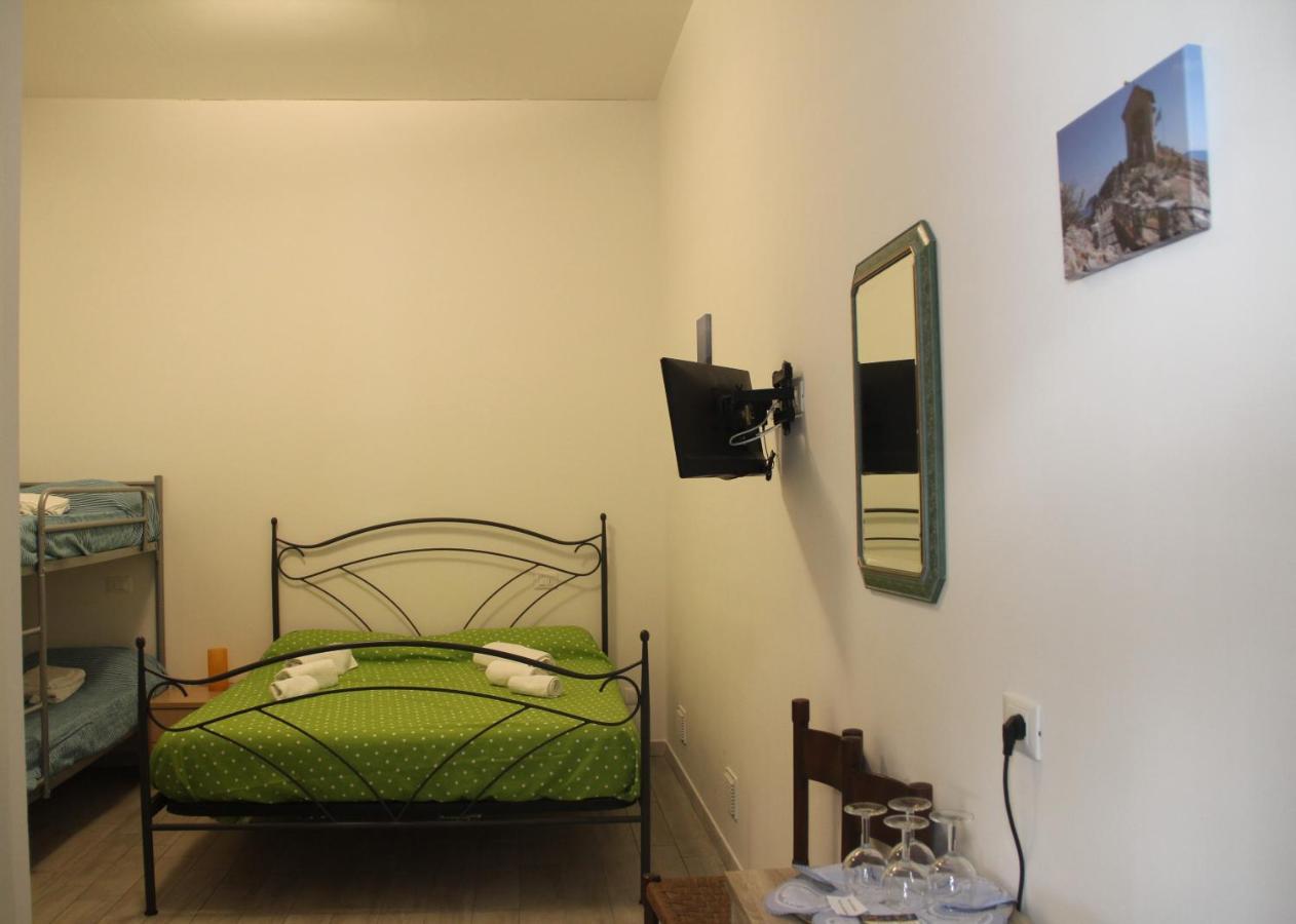 B&B Poggio Di Balestrino Eksteriør billede
